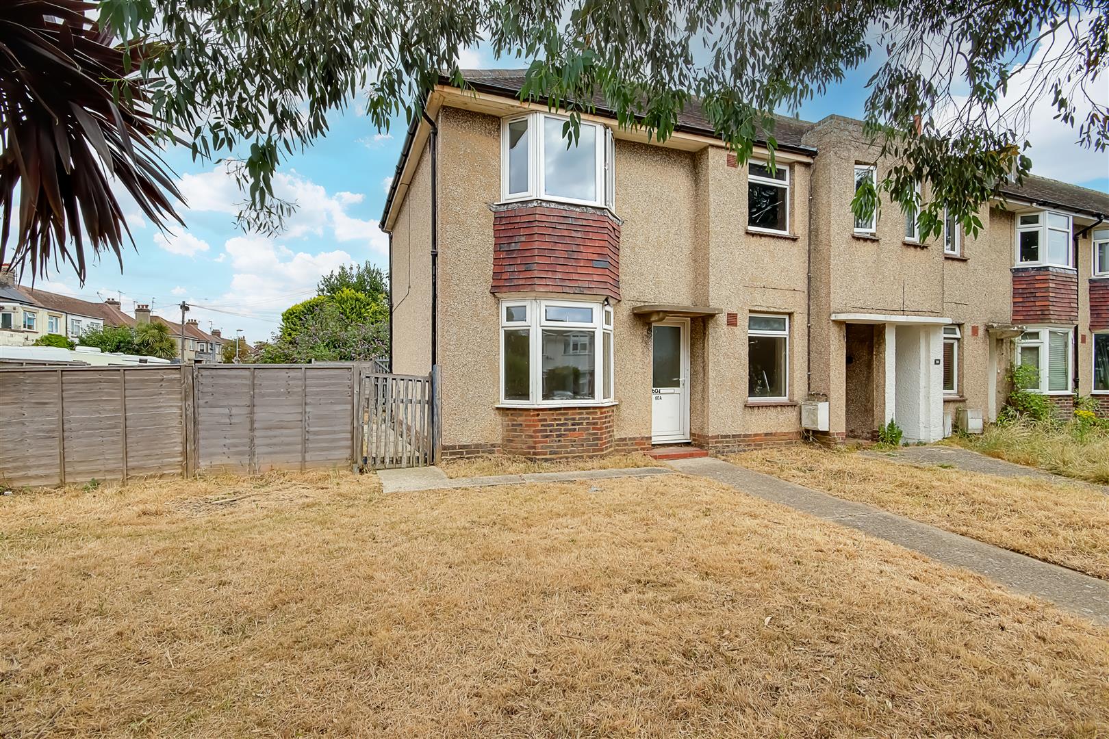 Flat - Garden | South Farm Road, Broadwater, BN14 | For Sale